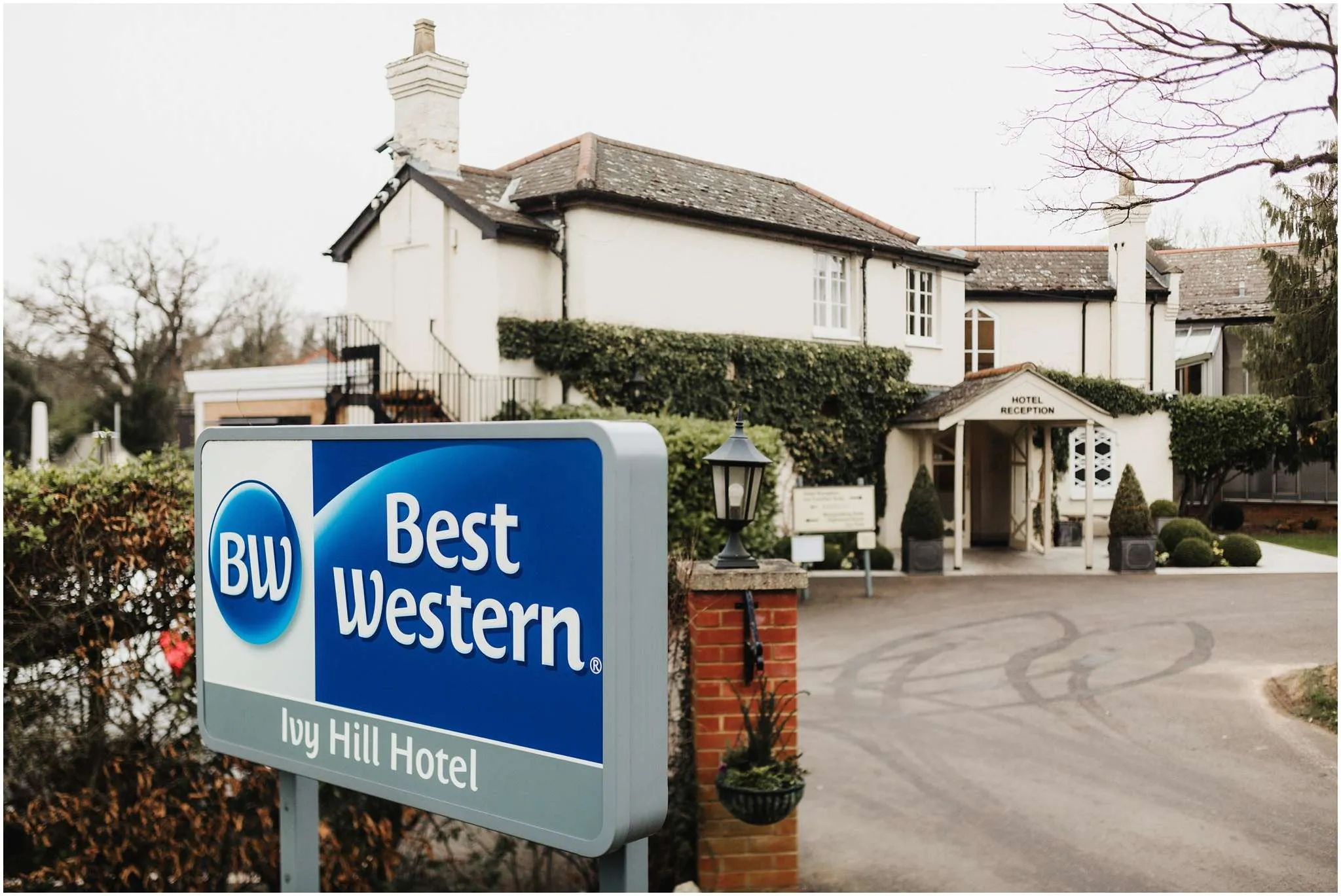 An exterior shot of the Ivy Hill Hotel in Stock, Essex